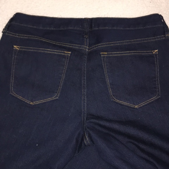 COPY - Gap jeans size 10/30 EUC 32 inseam approx - Picture 4 of 6